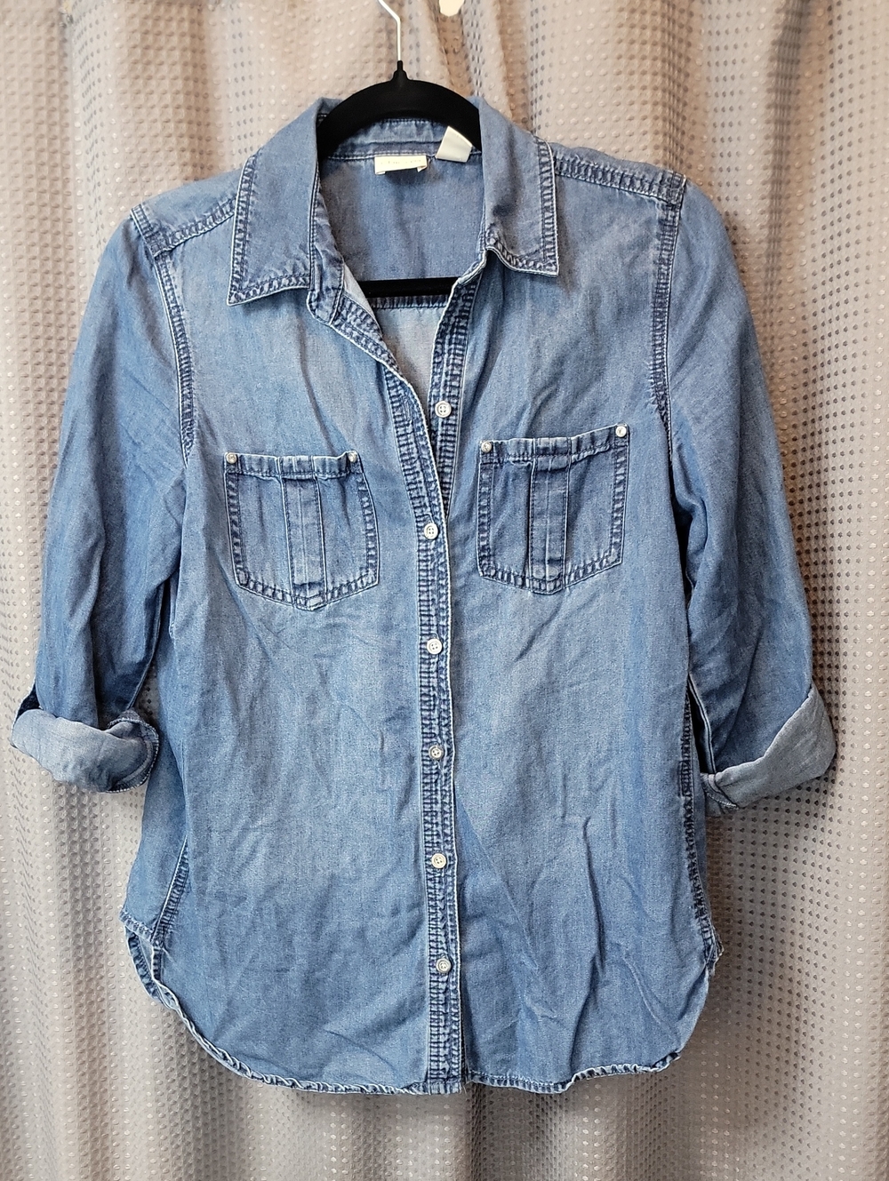 Chico's Denim Button-Front Shirt in Light Blue Size 0